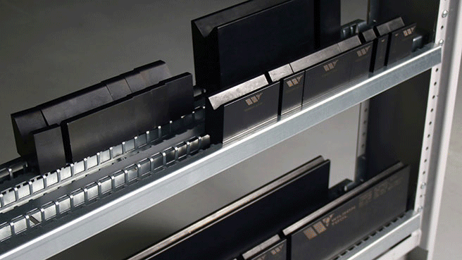 Rotating GIF of Xtreme Cabinet features