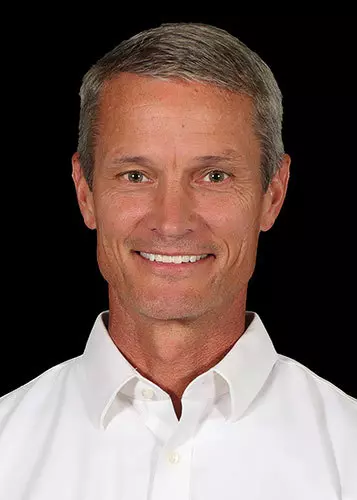 Headshot of Chris Lawless image